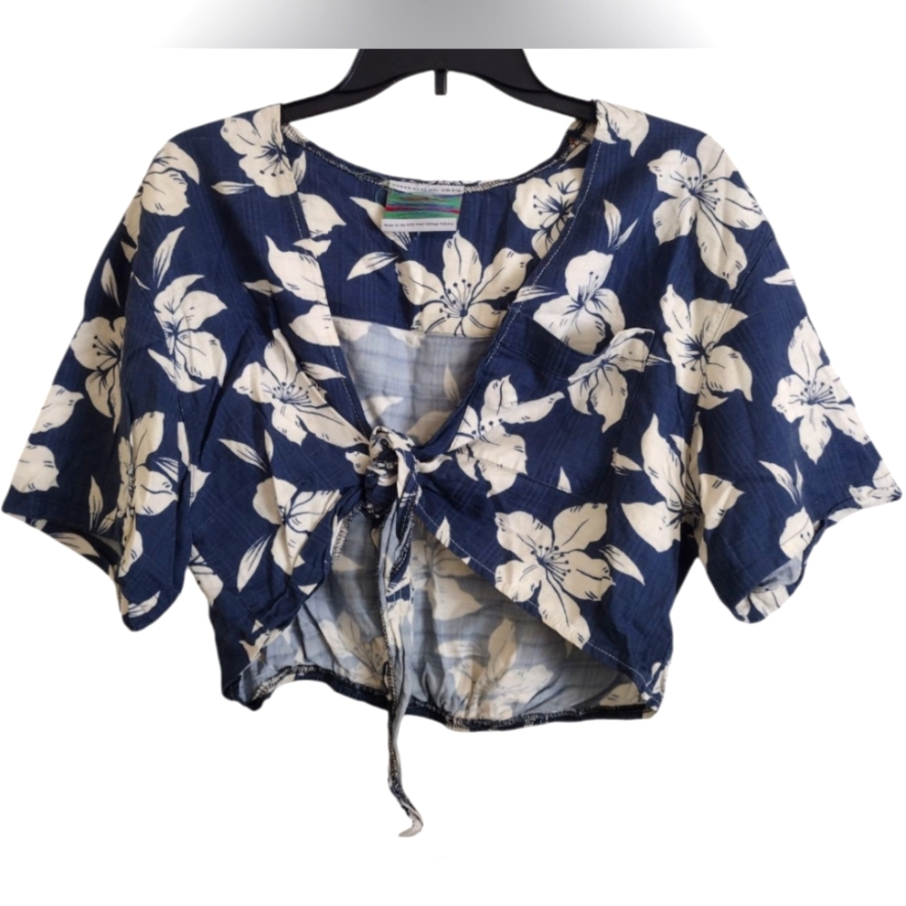 Urban Outfitters Urban Renewal Floral Navy Blue Cream Cropped Tie Front Top S/M